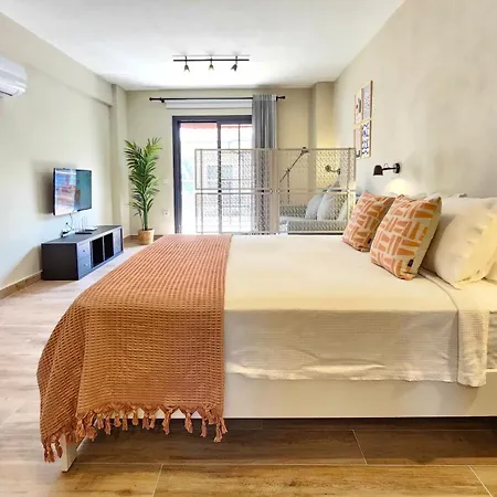 Demir Point By Safiya *